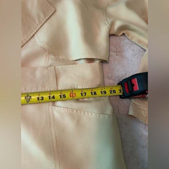 VTG 100% Silk Short Trench Jacket Butter Yellow Women’s Size 8 Lightweight - Picture 10 of 12